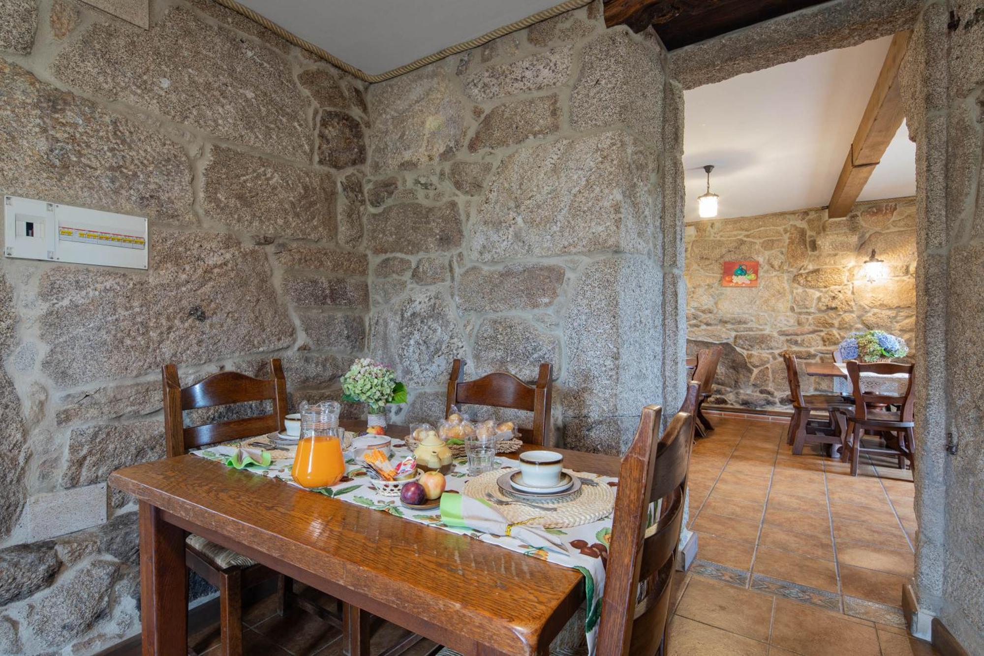 Casa Rural Magina Fornelos de Montes Luaran gambar